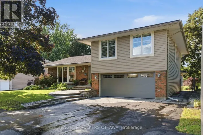 885 PLANTE DRIVE, Ottawa