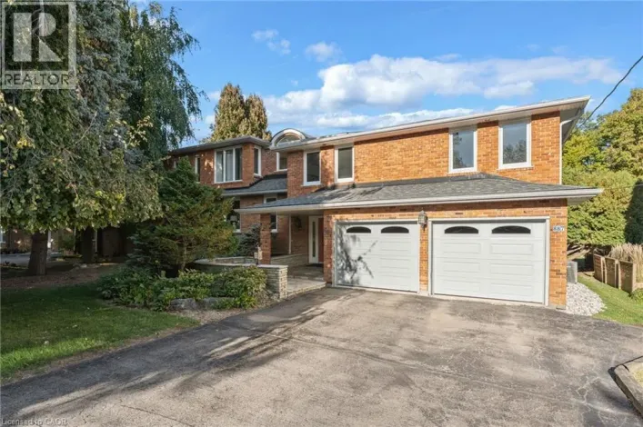 887 MONTGOMERY Drive, Ancaster