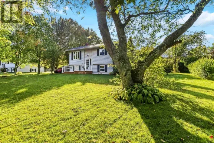 887 Richard Street, Kentville