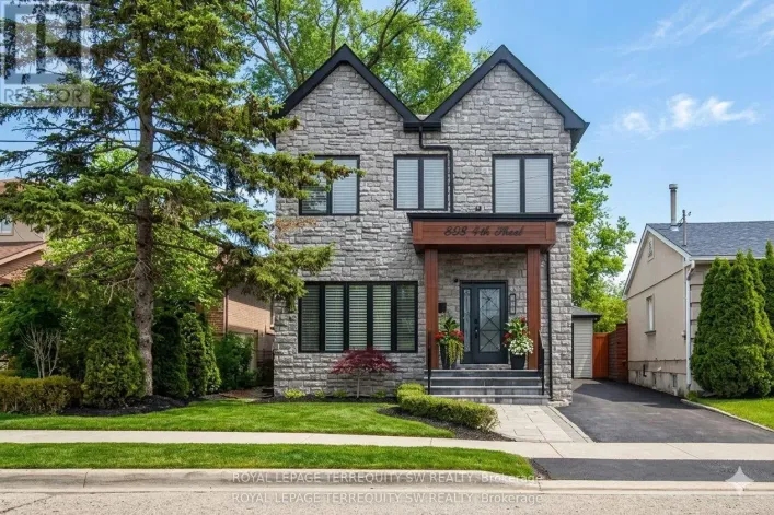 888 FOURTH STREET, Mississauga