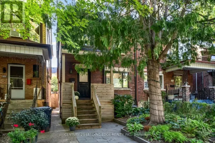 888 MANNING AVENUE, Toronto