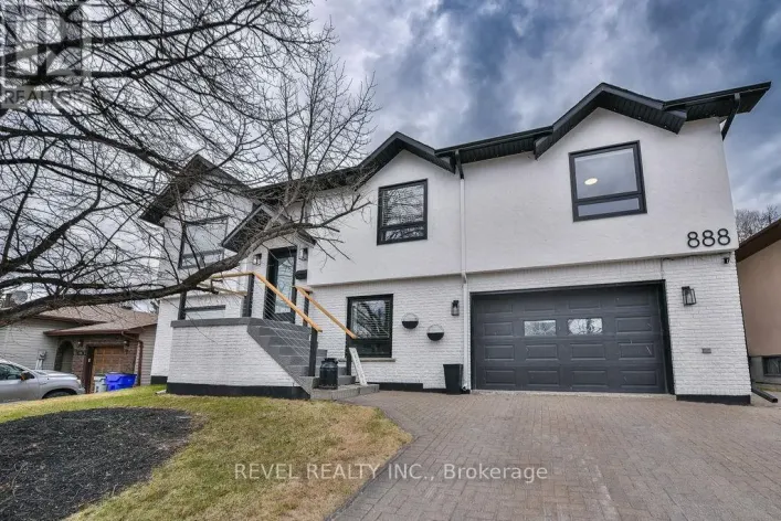 888 REG POPE BOULEVARD, Timmins