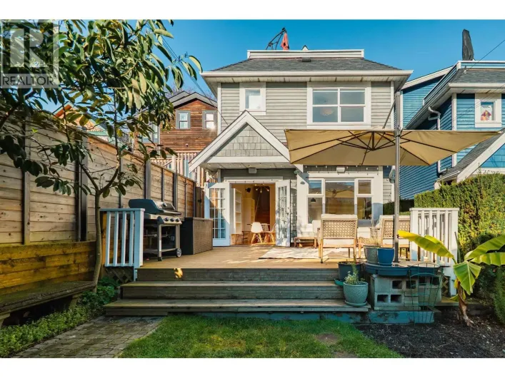 888 UNION STREET, Vancouver