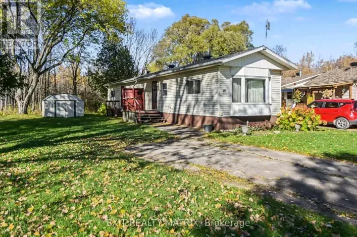 8891 LYNNWOOD PARK PRIVATE, Ottawa