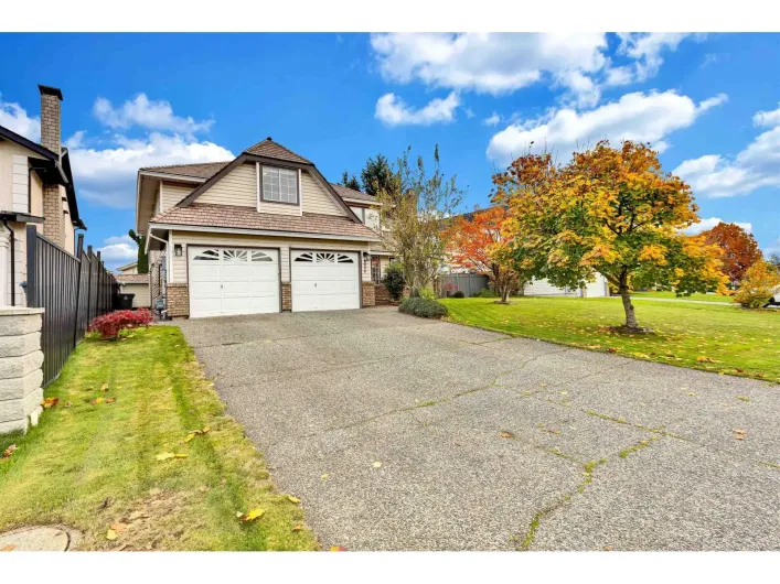 8896 140B STREET, Surrey