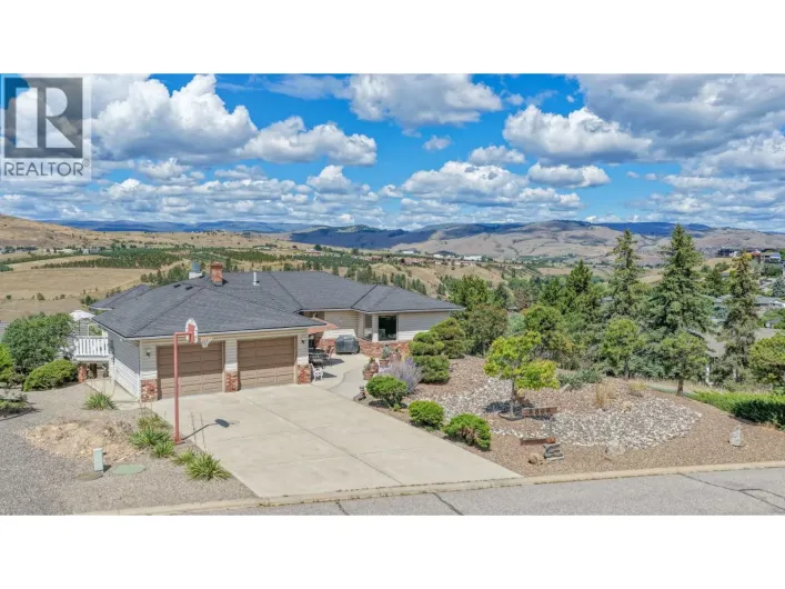 8898 Michael Drive, Coldstream