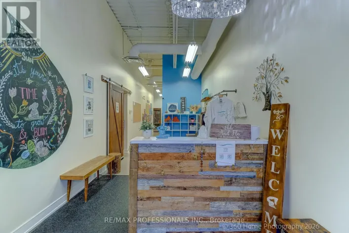 8/9 - 125 HAWKVIEW BOULEVARD, Vaughan