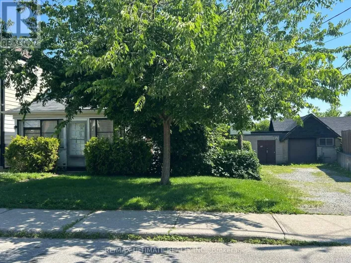 89 BROWNVILLE AVENUE, Toronto