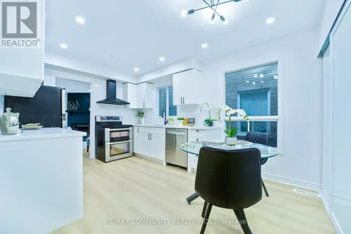 89 HEWITT CRESCENT, Ajax