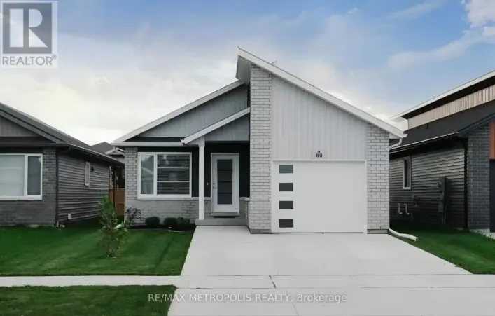 89 MOONSTONE CRESCENT, Chatham-Kent