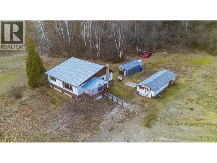 890 China Creek Road, Genelle