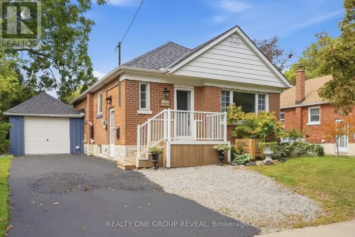 890 GRIERSON STREET, Oshawa