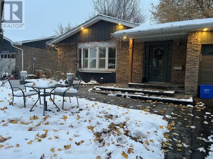 890 MAPLE AVENUE, Milton