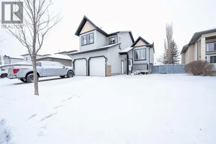 8905 Lakeland Drive, Grande Prairie