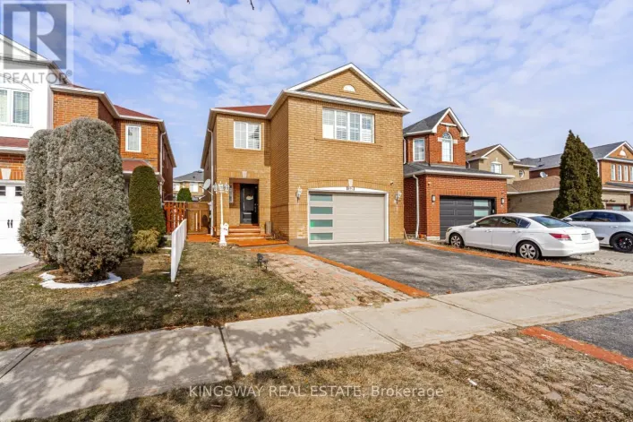 891 STONEBRIDGE AVENUE, Mississauga