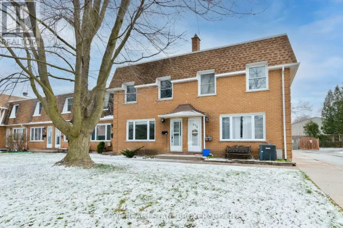 892 NOTRE DAME DRIVE, London South