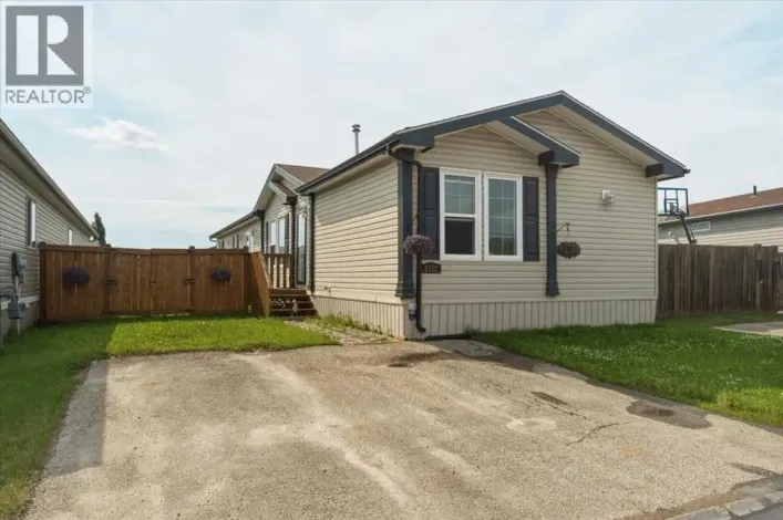 8922 89 Street, Grande Prairie