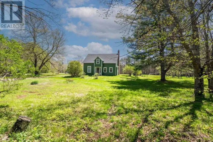 8924 Highway 201, Nictaux