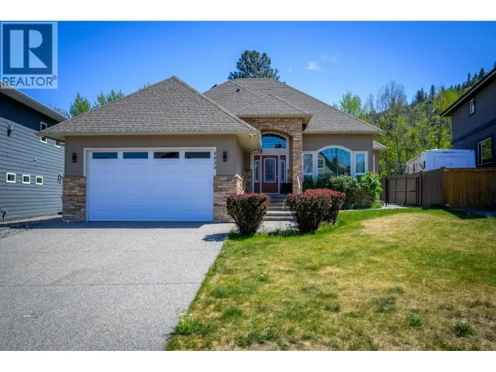 8929 Grizzly Crescent, Kamloops