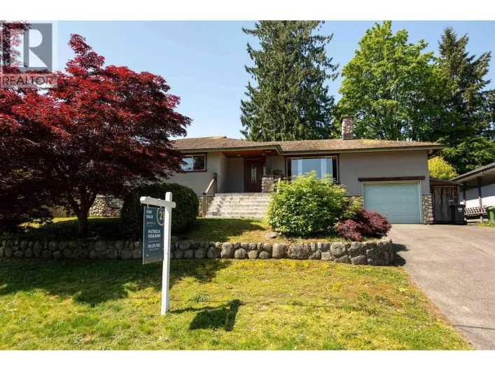 893 FRIAR CRESCENT, North Vancouver