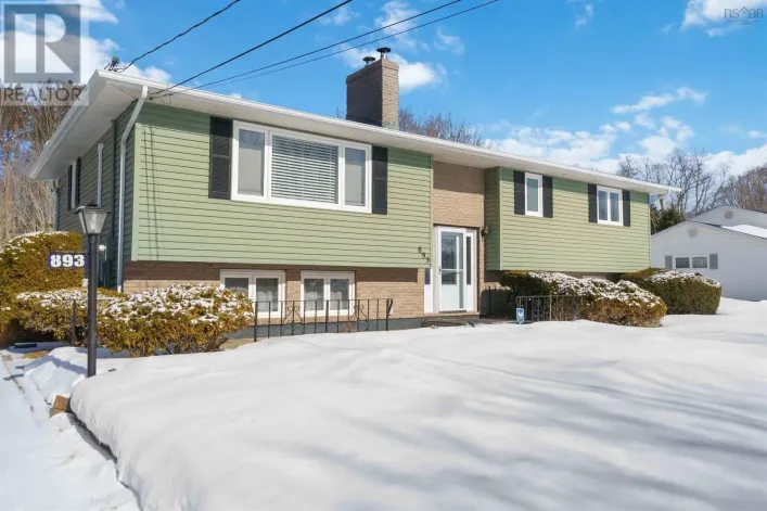 893 Main Street, Kingston