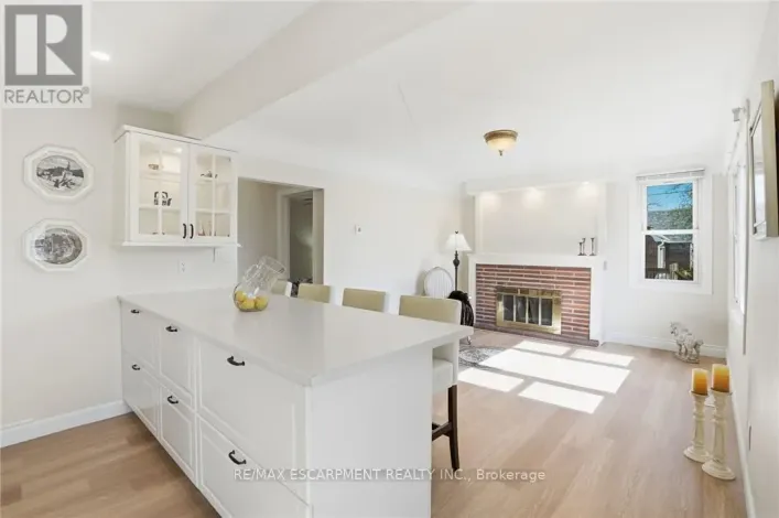 894 GARTH STREET, Hamilton