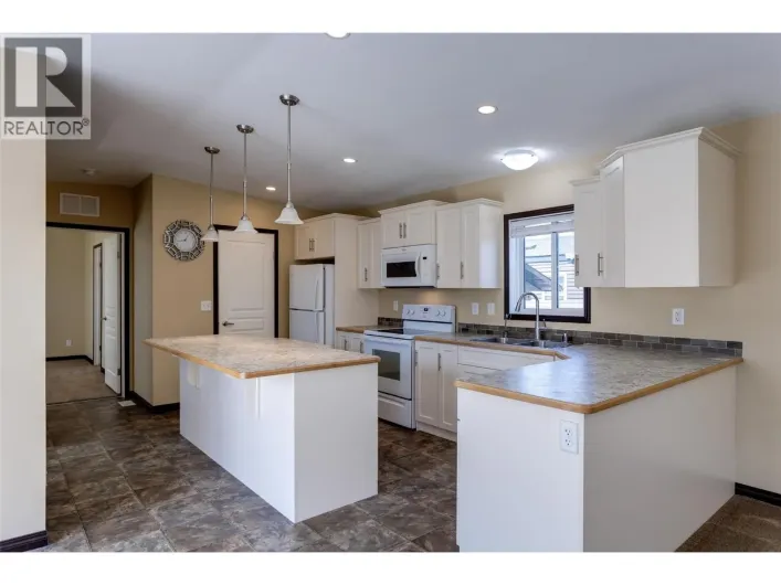 8945 Highway 97 N Unit# 60, Kelowna