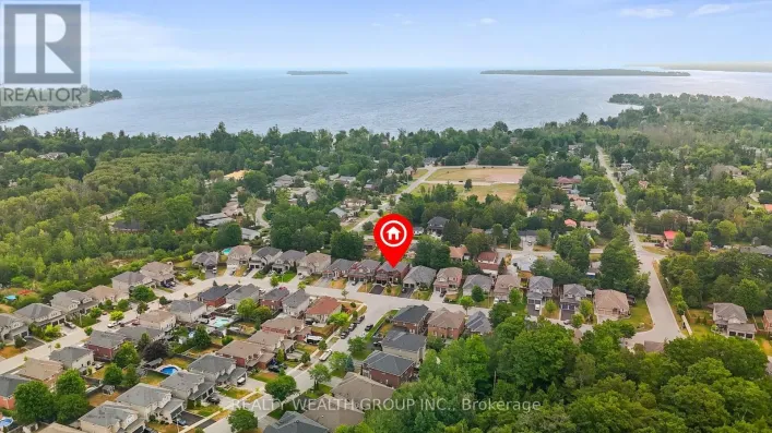 896 BOOTH AVENUE, Innisfil