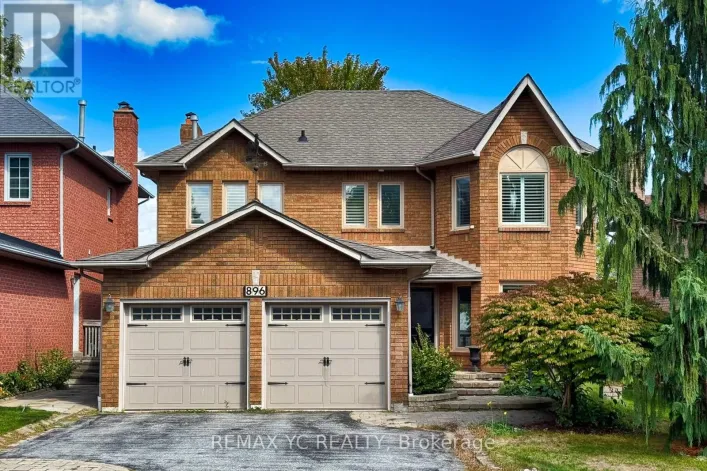 896 DARWIN DRIVE, Pickering