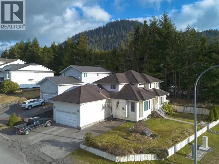 896 PRINCE RUPERT BOULEVARD, Prince Rupert