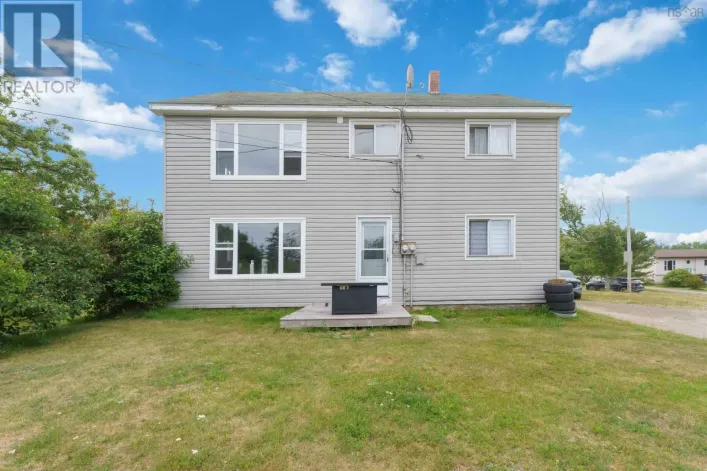8960 Highway 101, Brighton
