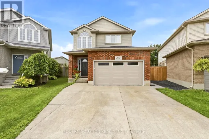 897 BRADSHAW CRESCENT, London North