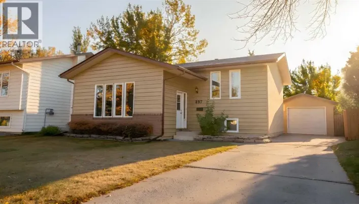 897 Red Crow Boulevard W, Lethbridge