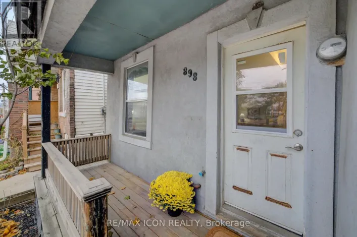 898 EASTERN AVENUE, Toronto