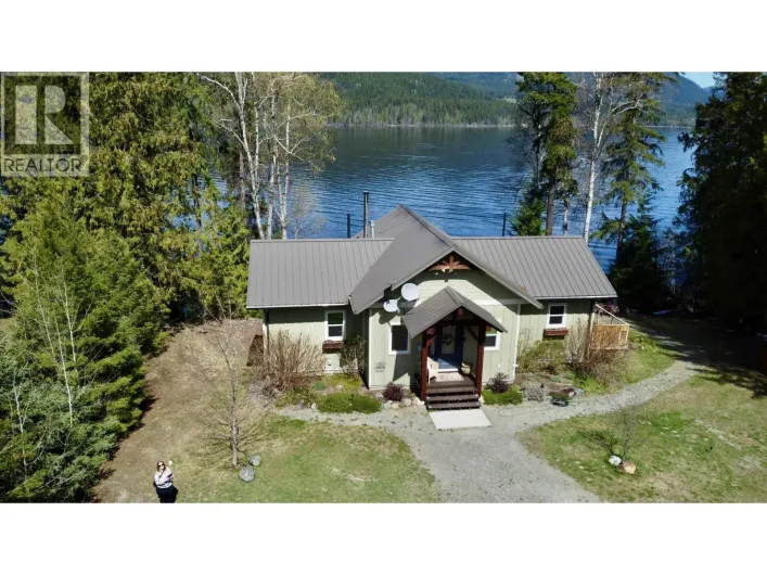 8989 S MAHOOD LAKE ROAD, Canim Lake