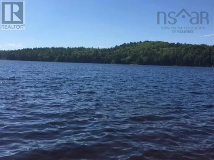 8A Duck Pond Road, Black River Lake