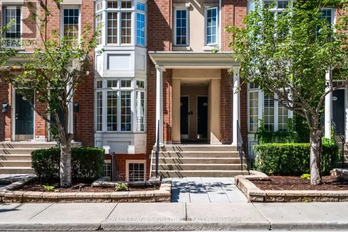 8C PORTLAND STREET, Toronto