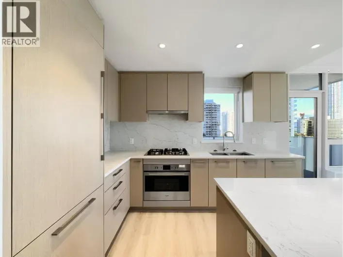 8XX 5938 OLIVE AVENUE, Burnaby
