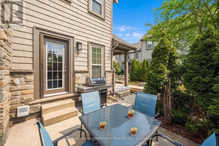 9 - 100 FREDERICK DRIVE, Guelph