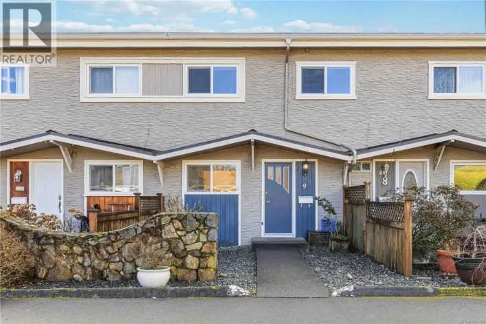 9 10145 Third St, Sidney