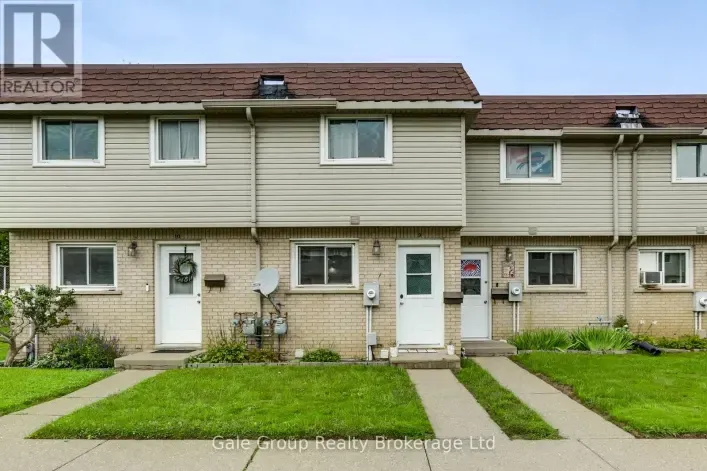 9 - 105 SPRINGBANK AVENUE, Woodstock