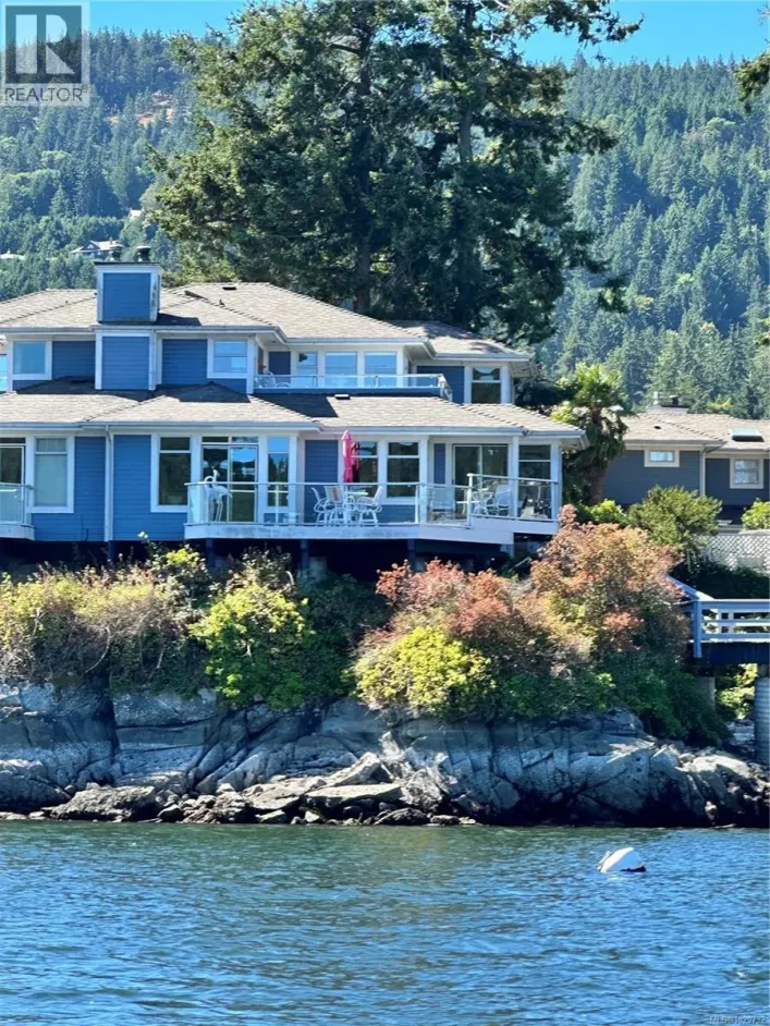 9 111 Fulford-Ganges Rd, Salt Spring