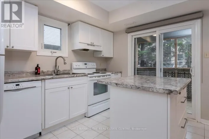 9 - 119 D'AMBROSIO DRIVE, Barrie
