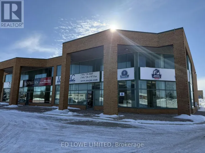 9 - 131 SAUNDERS ROAD, Barrie