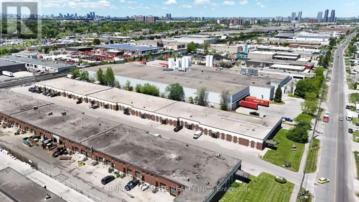 9 - 140 MIDWEST ROAD, Toronto