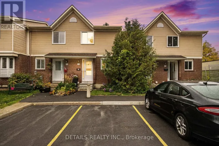 9 - 144 VALLEY STREAM, UNIT D DRIVE, Ottawa