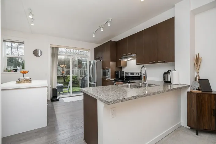 9 14838 61 AVENUE, Surrey