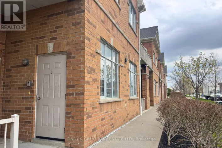 9 - 15 ROSSWELL DRIVE, Clarington