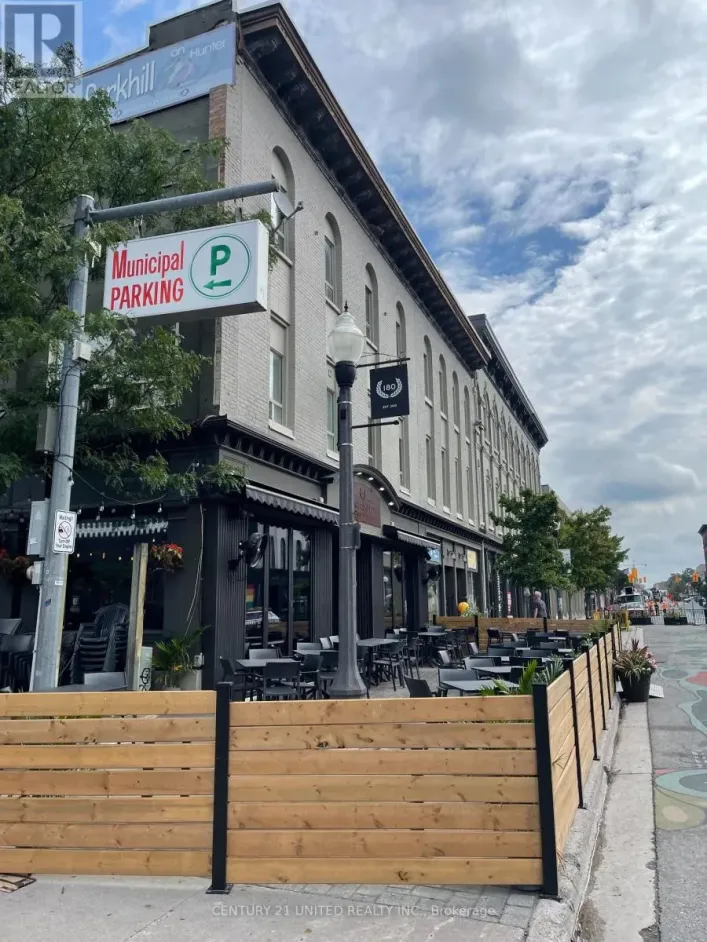 9 - 174.5 HUNTER STREET W, Peterborough