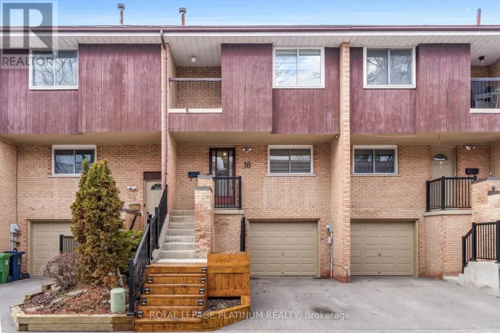 9 - 18 COTTON DOWNWAY, Toronto